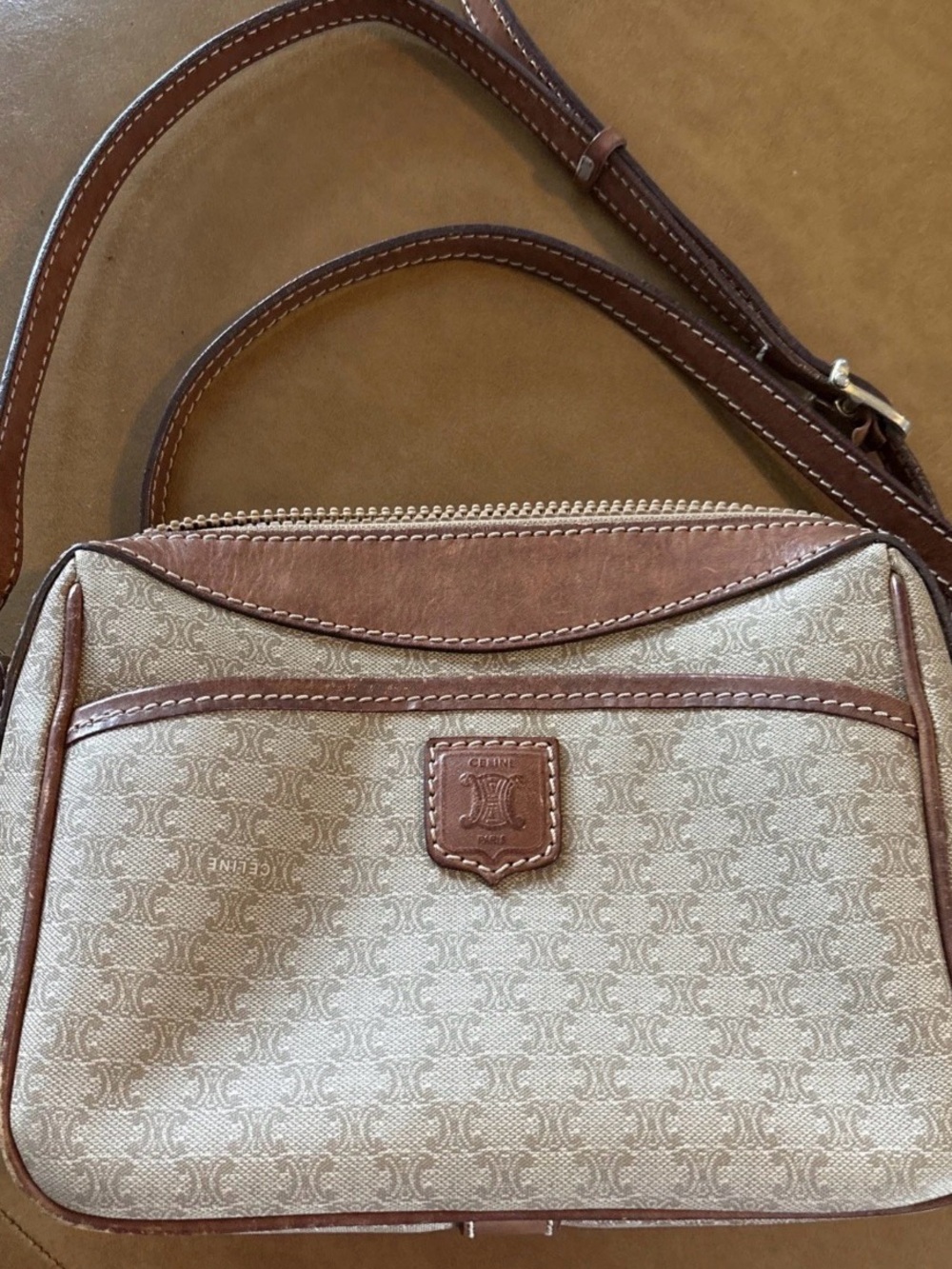 Small VTG Celine Triomphe Pattern Crossbody/shoulder PVC & Leather Luxury Bag - Picture 1 of 16